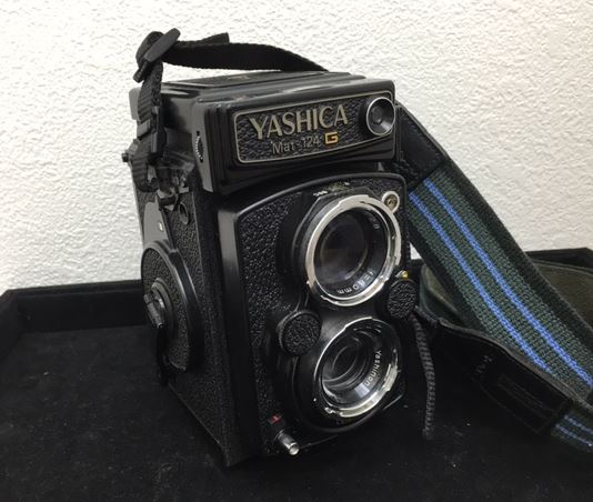 大黒屋】YASHICA MAT-124G 二眼レフ 80mm 1:2.8/1:3.5 中古品 二眼レフ