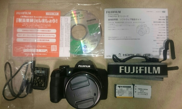 50倍ズーム】FUJIFILM FINEPIX S1 4年間故障/下取保証付き ＊使用は