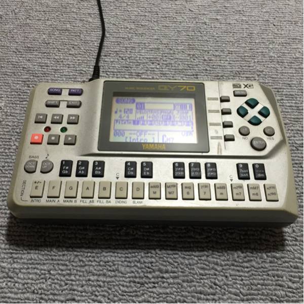 Yamaha QY70 Music Sequencer ジャンク