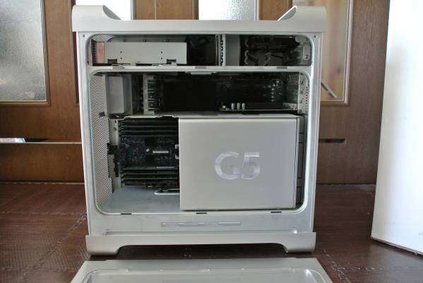 動作商品　最終型Apple power Mac Ｇ5 2.3 GHzと付属品多数 Power Mac G5 Dual 2.3GHz (Late 2005) 中古 最終年G5Dual2 【公式通販】