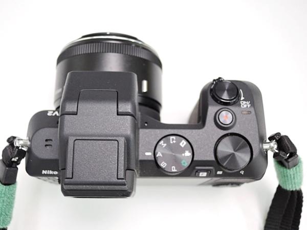 Nikon ニコン 1 V2 ミラーレス一眼 18.5mm 1:1.8 ジャンク9静15 Nikon