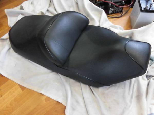 エプシロン純正シート（CJ43B-102047)スカイウェイブ250CJ43A