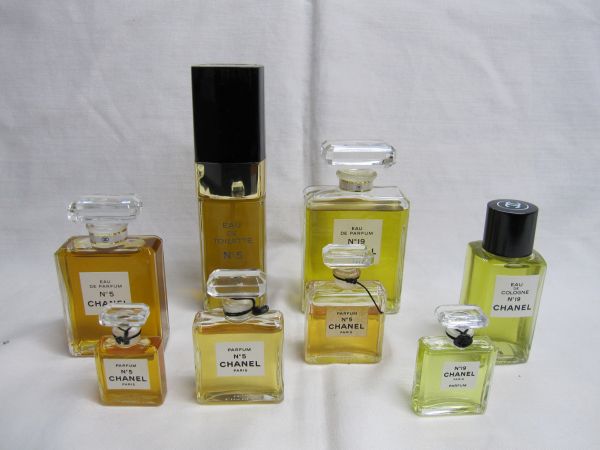 新同 シャネル CHANEL No.5 VAPORISATEUR 100mL 保存箱付属
