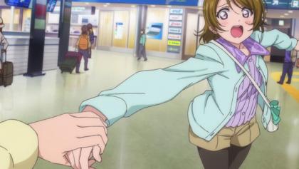 ラブライブ ！　μ's フィルム　花陽　空港 劇場版 ラブライブ 特典 フィルム OP 空港 凛 花陽 誰か助けてー