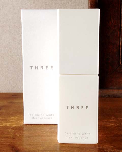 *THREE*バランシング ホワイト クリアエッセンス*新品*