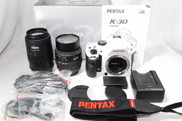 極上品☆PENTAX ペンタックス K-30 白 純正Wレンズ☆元箱一式623
