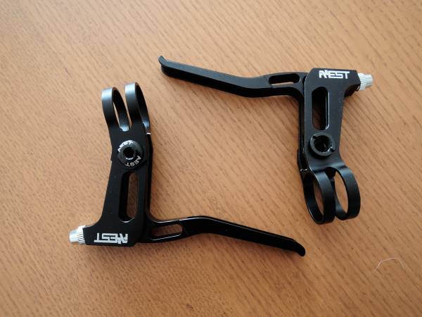 AEST 超軽量Vブレーキレバー 69g/ペア 送料込