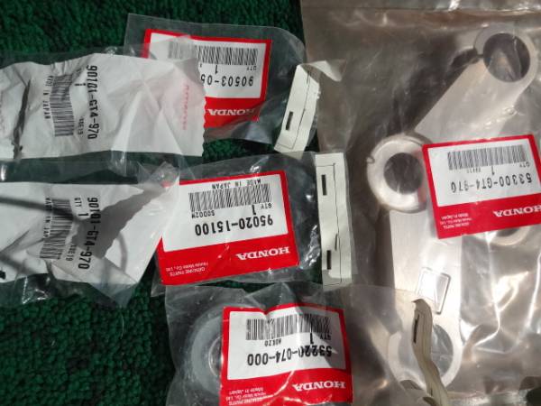 ☆NSR50⁄80 前期→後期純正 アルミ製トップブリッジ交換 3点キット