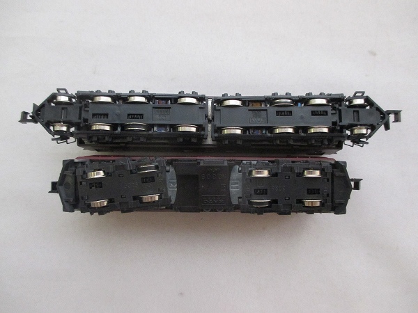 動確済KATO N 3008国鉄EF15，3028 ED75 一般形/電気機関車[梱