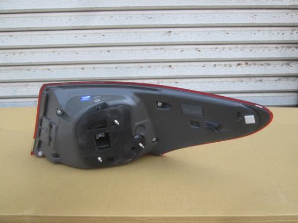 レクサス LS 後期 左テールランプ レクサス LS 後期 左テールランプ
