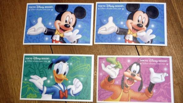 ファミリー向け♪ディズニーランド大人2・小人2・計4枚セット