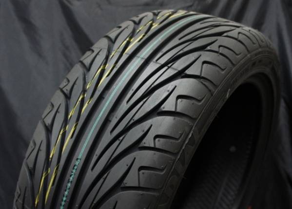 ■ 在庫有り＝出品 新品 ケンダ カイザー KR20 245/40R18 ■
