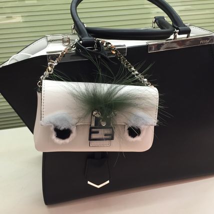 FENDI*モンスターバグズマイクロバケット風バッグ*パロディー*白 
