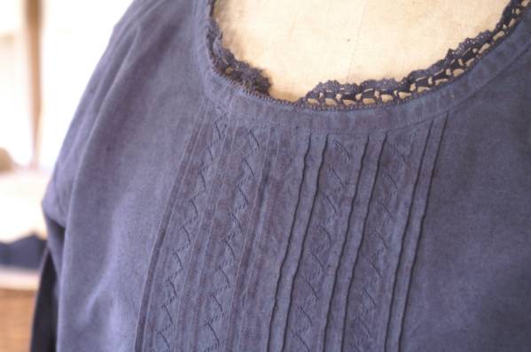 Hフランスアンティーク*藍色綿麻スモック ワンピース手刺繍 希少