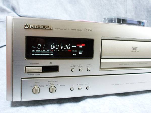 □DATデッキ PIONEER D-06（取説付）
