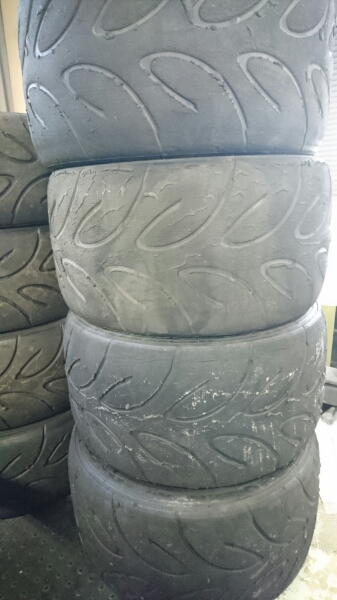 ヨコハマ アドバン A050 295/30r18 G/S 4本