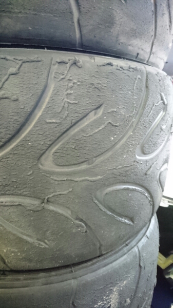 ヨコハマ アドバン A050 295/30r18 G/S 4本