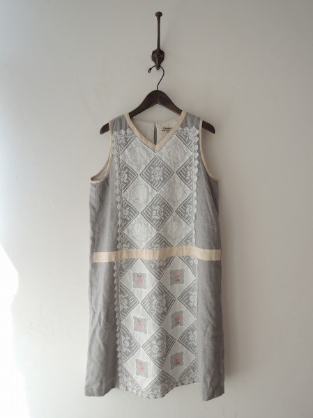 ネセセア nesessaire *レース使いノースリワンピースF毛混*0316