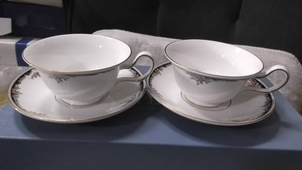 ウエッジウッド　オズボーンのペアーティー