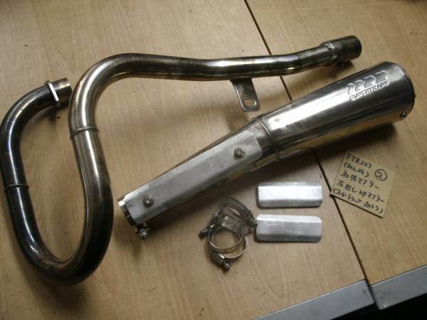 ♪FTR223/MC34/社外マフラーUP左出しスーパートラップスパトラ②