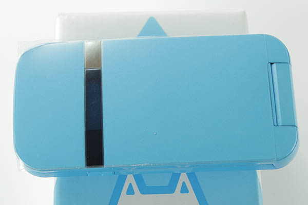 送料無料♪税込！新品同様◆SoftBank/PANTONE 202SH/ブルー 〇判