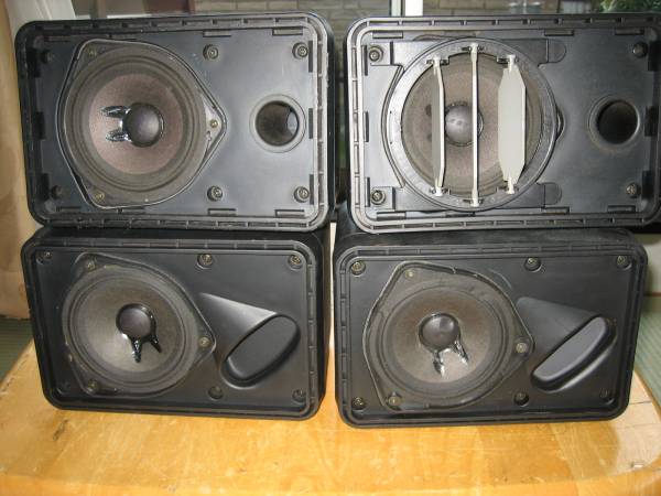 BOSE101等 4個 ジャンク品 BOSE 101 セットで。 ご覧いただき