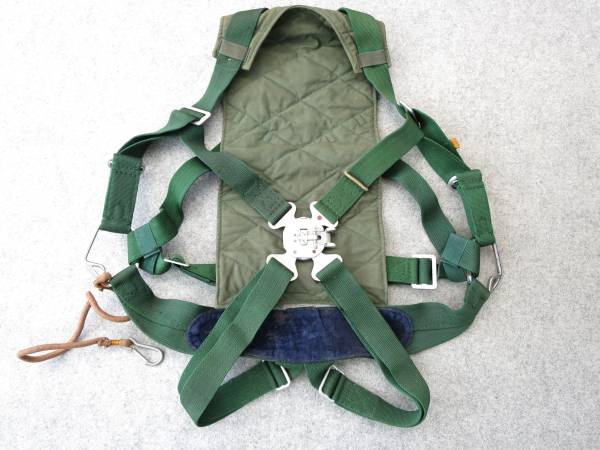 ○】日本陸軍！『航空隊』・操縦者用落下傘(九七式)用・縛帯(制服