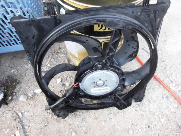 VW（up アップ） 電動ファン （AACHY)