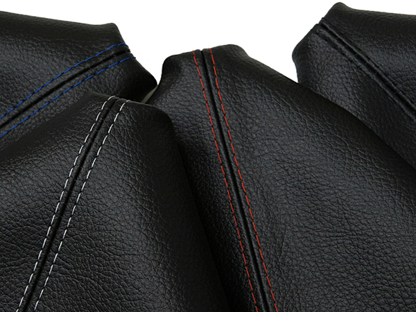 ランクル８０系にオススメ　高級シフトブーツカバー_3