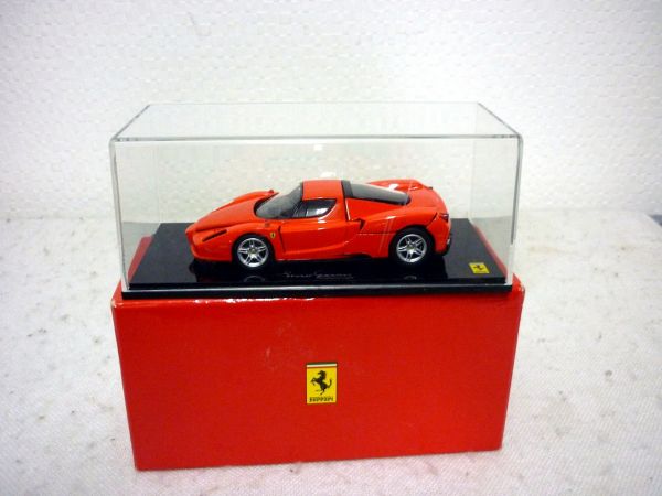 京商 フェラーリ エンツォフェラーリ 1/43 ミニカー 赤 フェラーリ 京 京商 フェラーリ エンツォフェラーリ 1/43 ミニカー 赤 フェラーリ 京