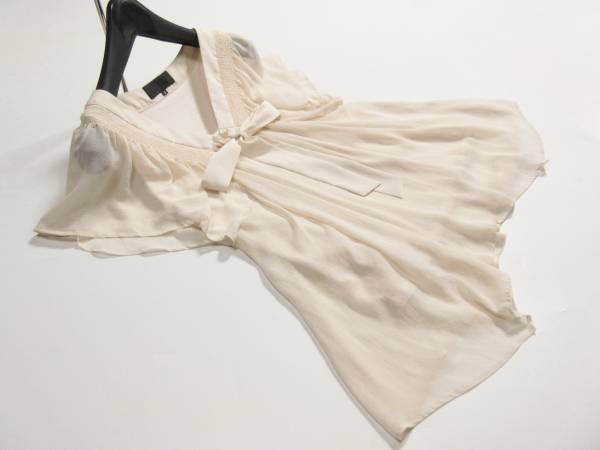 美品★アンタイトル素敵！シフォンチュニック　サイズ２　*1225