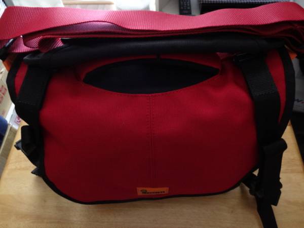 Crumpler 6million dollar home 中古品 ダーク・レッド