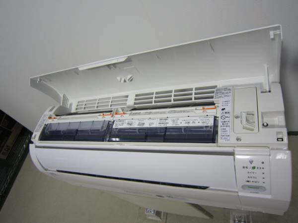 美品 シャープ4.0kWエアコンAY-D40EX-W ～17畳15年製自動掃除