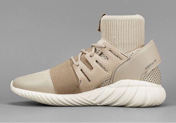 店舗限定 adidas TUBULAR DOOM PK ベージュ 28cm boost NOVA