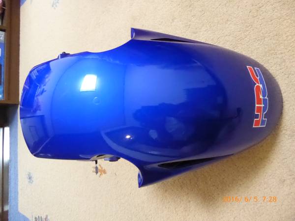 CBR1000RR(SC59)純正フロントフェンダー08年トリコロール用 cbr1000rr