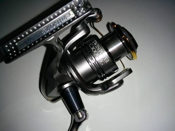 シマノ　ツインパワーC3000HG　TWINPOWER