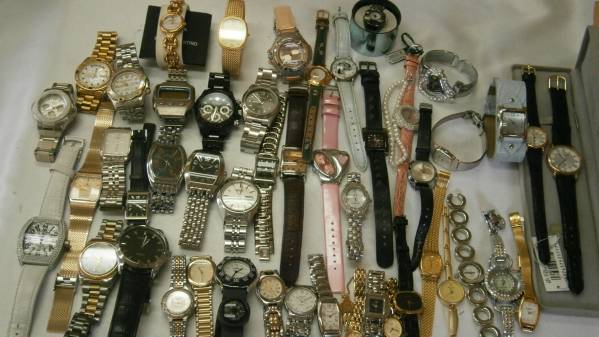 SEIKO・CASIO・ARMANI・GRANDEURなど まとめて約50本