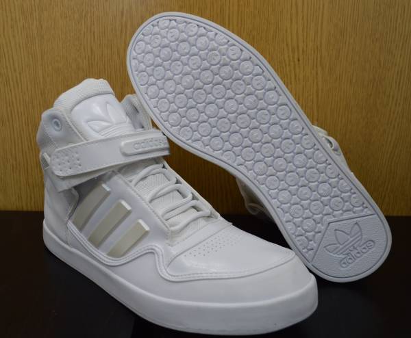 アディダス オリジナルス AR2.0 白 スニーカー 26cm