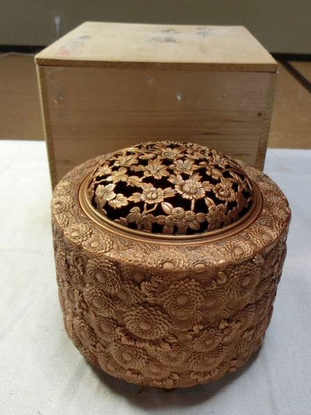 佐野宏采共箱入り菊華香炉 銅製 アンティーク、コレクション 【公式通販】