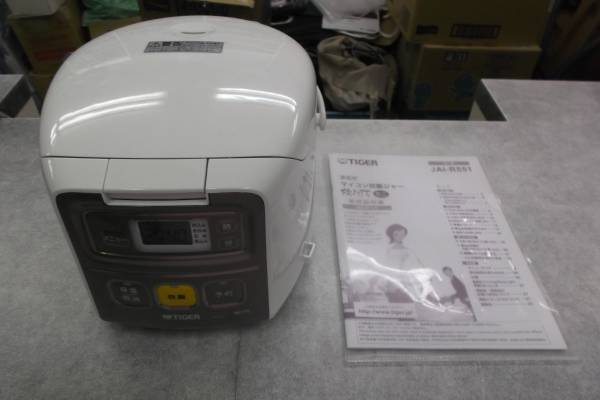 即決【未使用品】タイガー 炊きたてミニ 3合 JAI-R551(W) 16年製