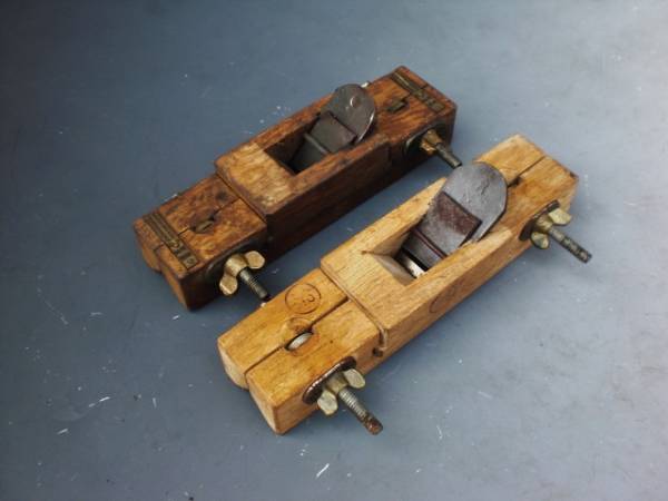 【兎】面取り鉋 2台　職人（細工鉋鑿大工道具鋸宮大工DIY）