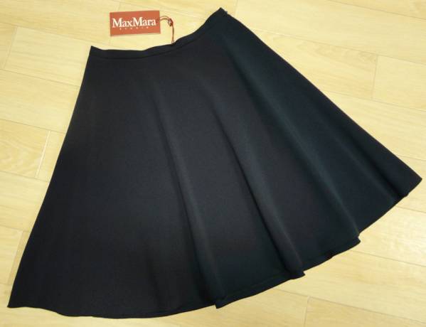 新品70%OFF マックスマーラ スカート ネイビー 38サイズ