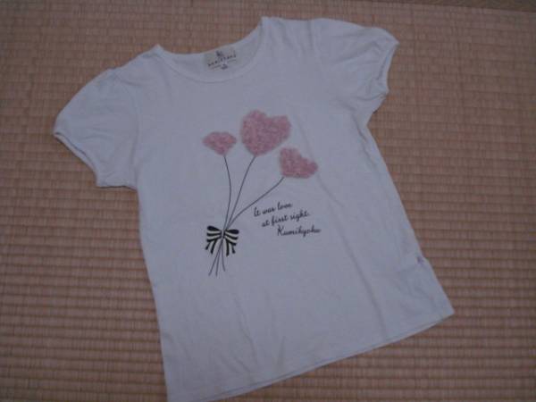 ボタンとバラのある器のレースTシャツ main image 1