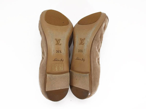 ルイヴィトン LOUIS VUITTON リボンモチーフ（ブランドルイ・ヴィトン