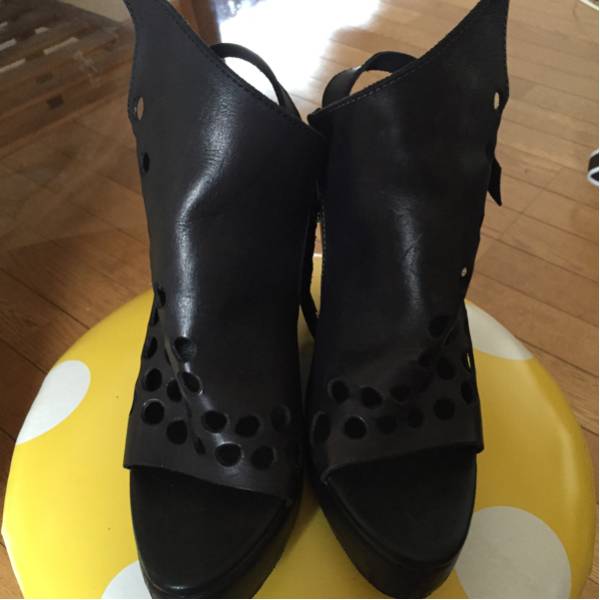 KmRii36★23㎝★今期最新作CRUSHサンダル★新品タグなし未使用