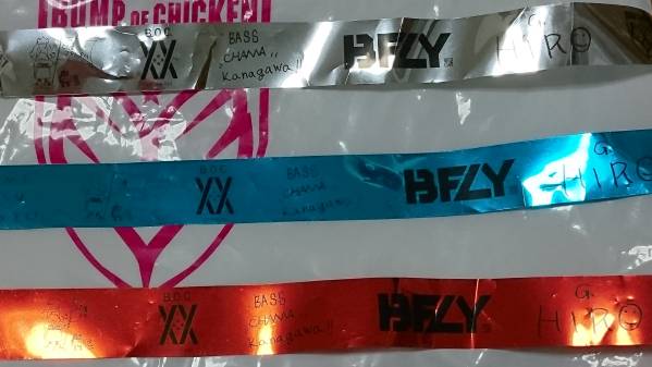 BUMP OF CHICKEN 日産スタジアム テープ、コンフェッティ
