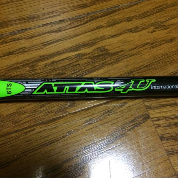 美品 ★ツアー支給★キャロウェイ用スリーブ付アッタス4u-6ts