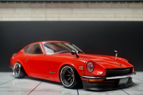 1/18 京商 フェアレディ Z-L 赤 ワタナベ 改 カスタム