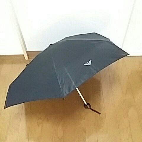 中古 エンポリオアルマーニ ロゴ入り高級折りたたみ傘 黒 ミニ