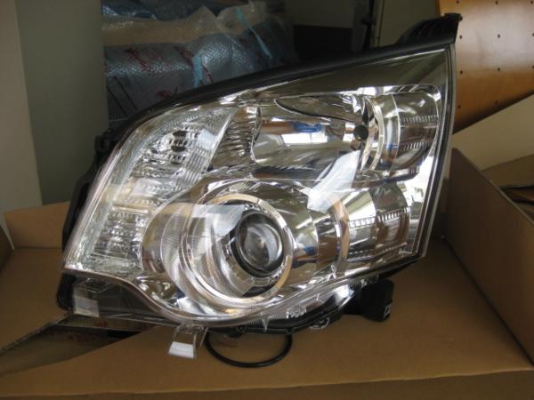 ノア 後期 ヘッドライト HID KOITO 28-222 純正 D トヨタ 左 0 左右 ⁄ 即決